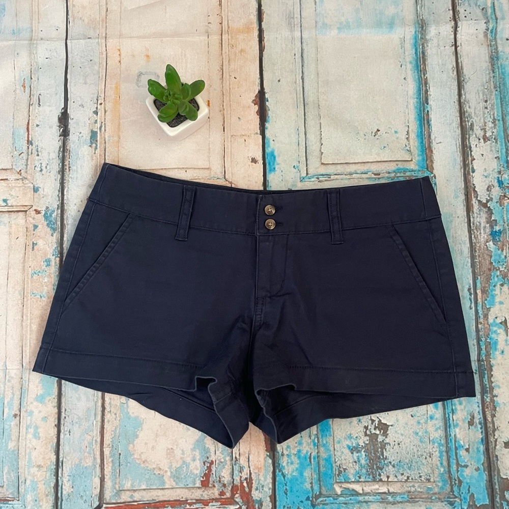 Navy blue shorts - Picture 1 of 4